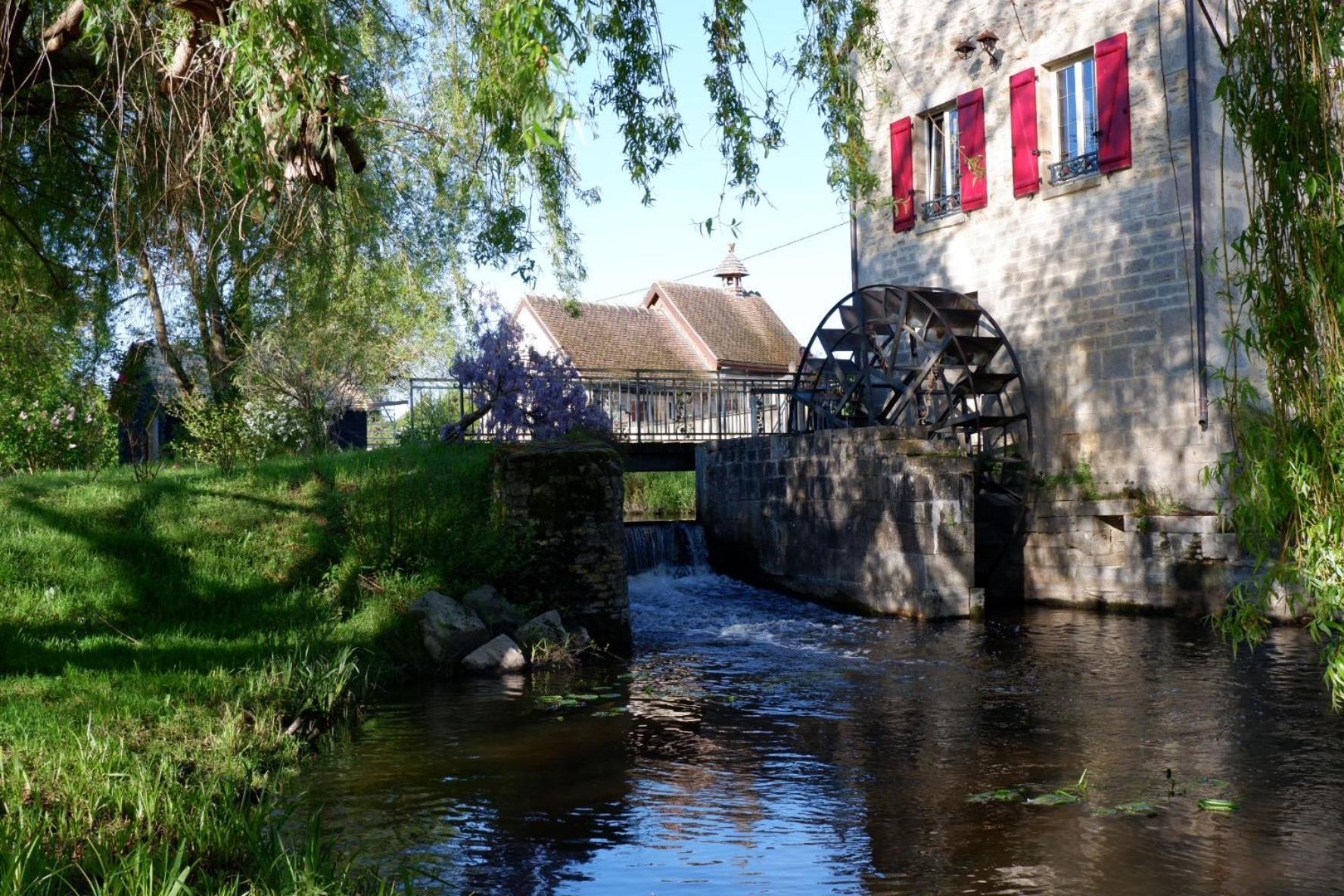 Moulin De Petoulle Hotel Charenton-du-Cher Luaran gambar