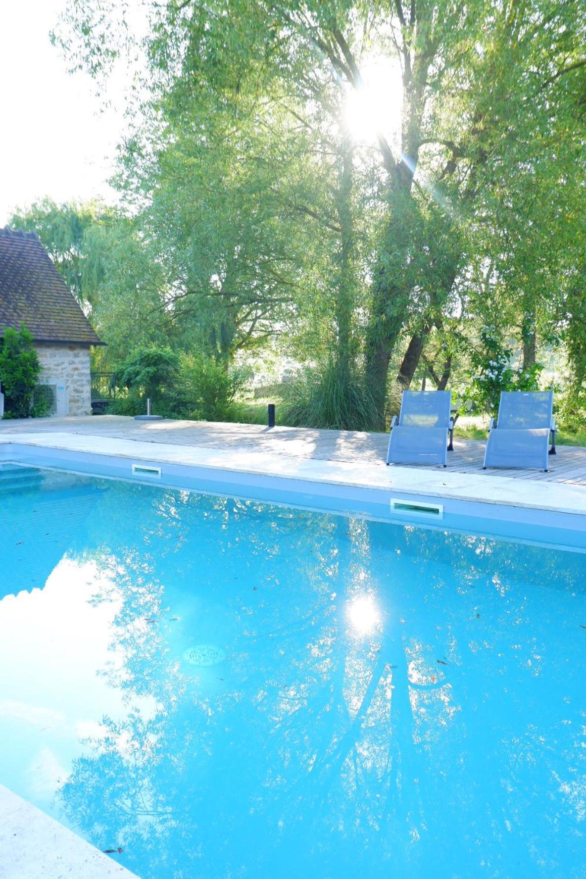 Moulin De Petoulle Hotel Charenton-du-Cher Luaran gambar