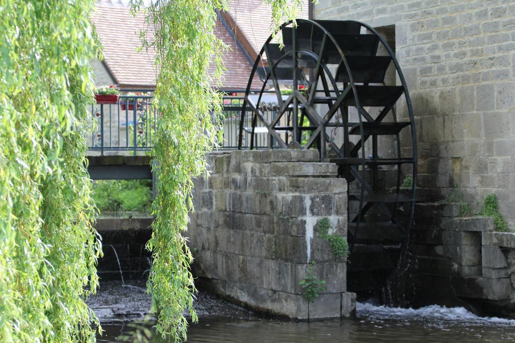 Moulin De Petoulle Hotel Charenton-du-Cher Luaran gambar