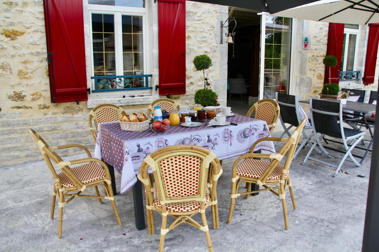 Moulin De Petoulle Hotel Charenton-du-Cher Luaran gambar