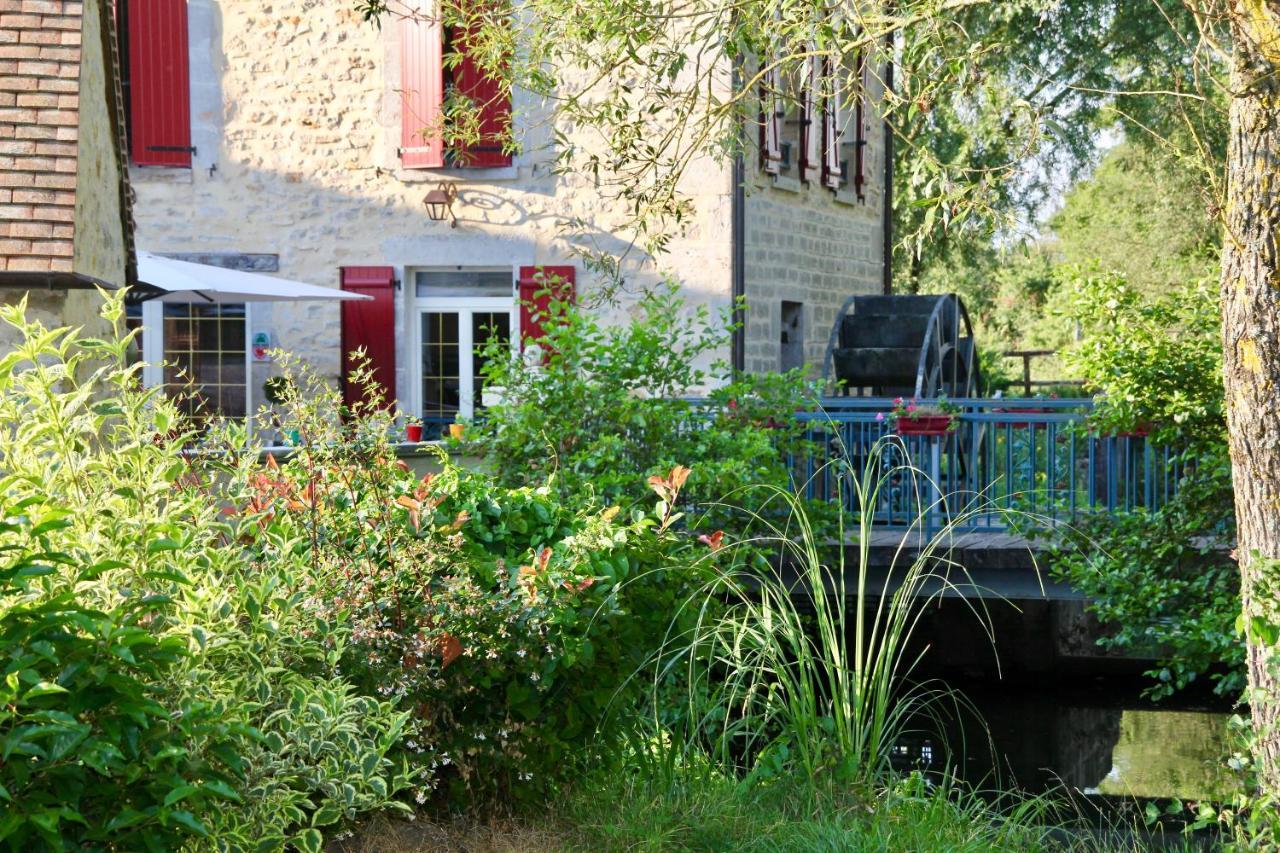 Moulin De Petoulle Hotel Charenton-du-Cher Luaran gambar